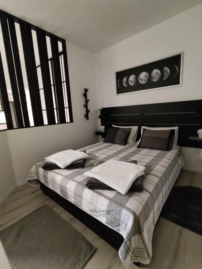 Petit Coco Apartment ซาเกร็บ ภายนอก รูปภาพ