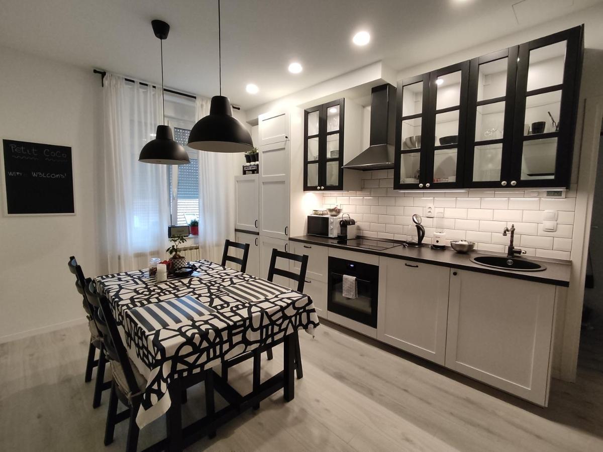 Petit Coco Apartment ซาเกร็บ ภายนอก รูปภาพ